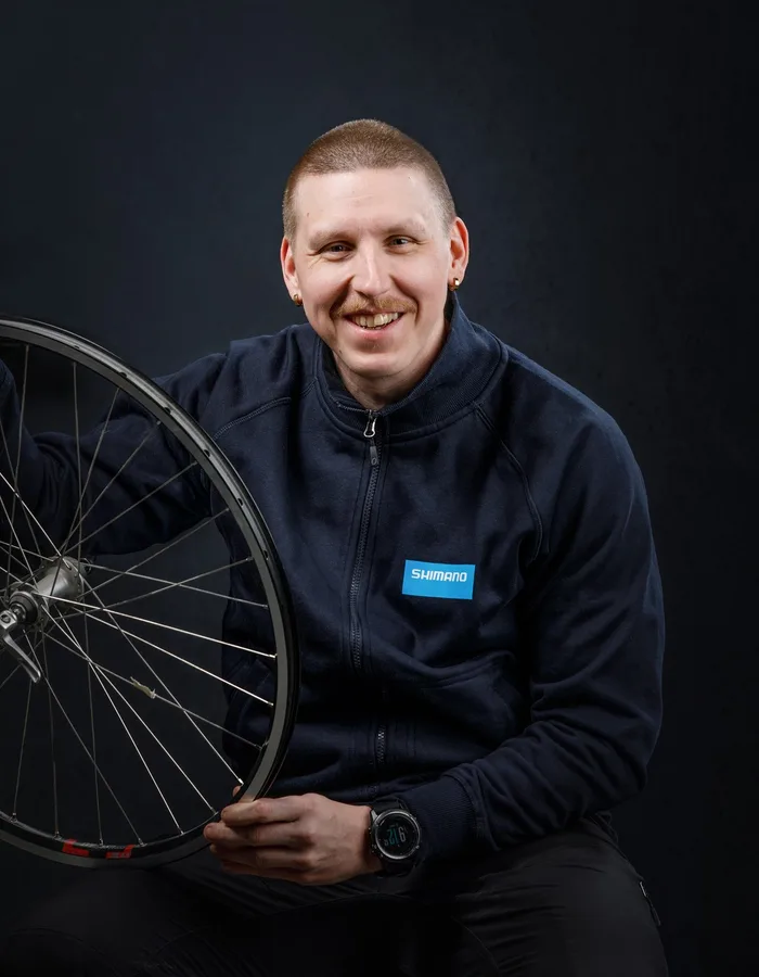 Kristian — KRH Pyörähuollon yrittäjä ja pyörämekaanikko