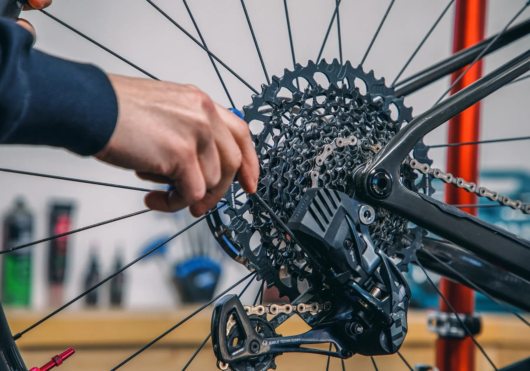 Ota yhteyttä — KRH Pyörähuolto Seinäjoki